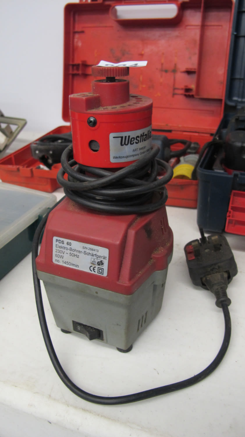 Lot 984: Drill sharpener