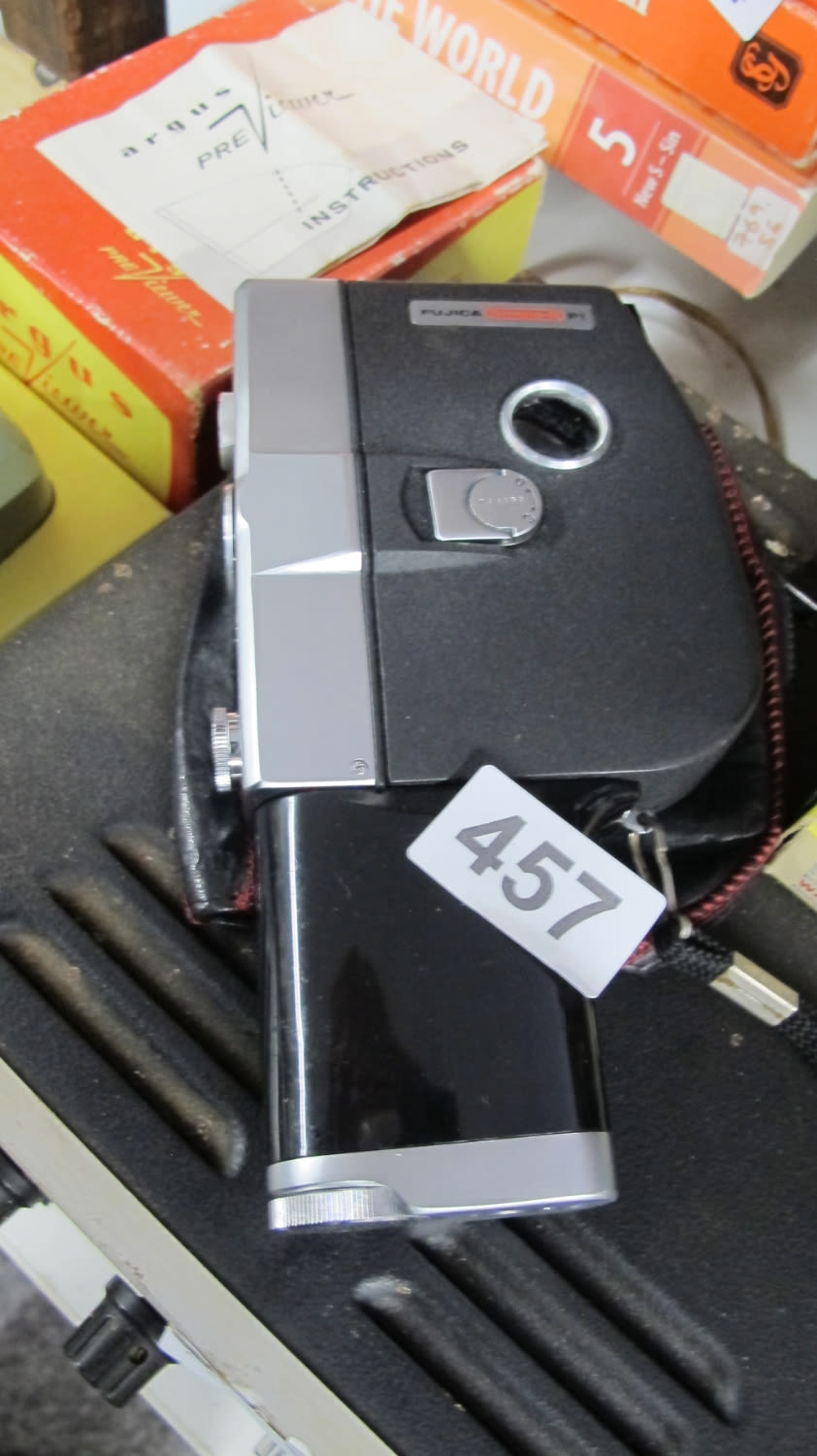 Lot 457: Fujica hand held super light 8mm Cine camera