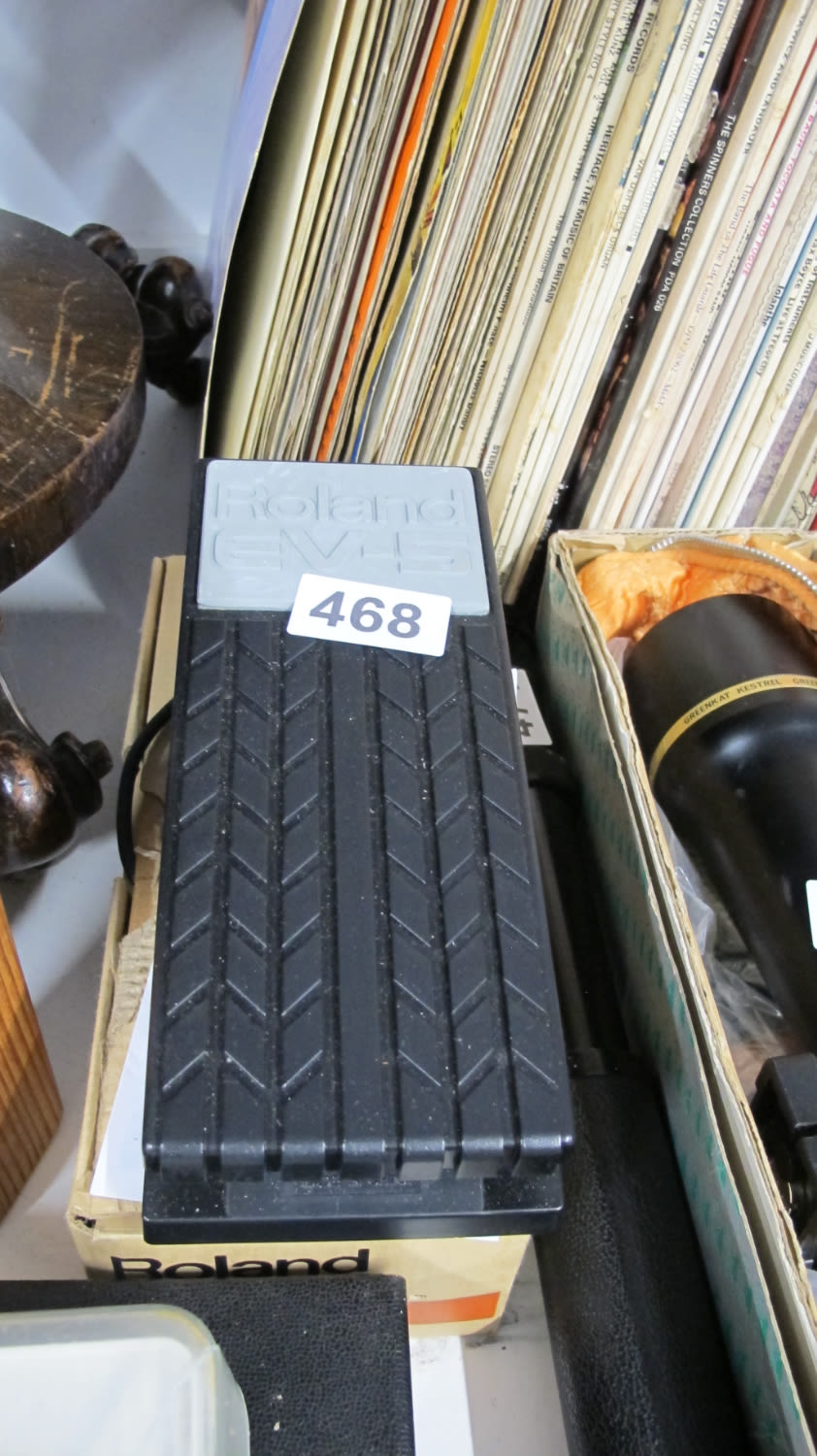 Lot 468: Roland EV5 guitar pedal
