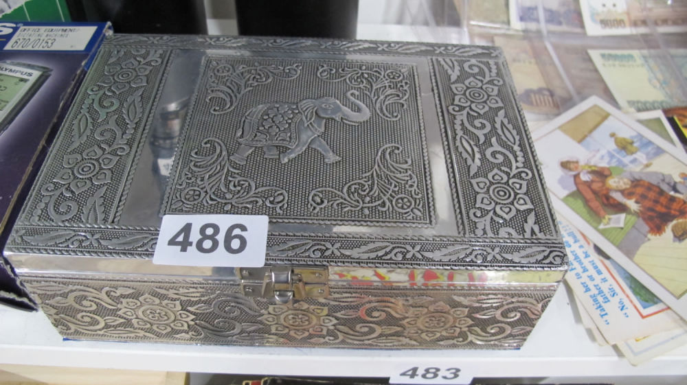 Lot 486: White metal Indian jewellery box