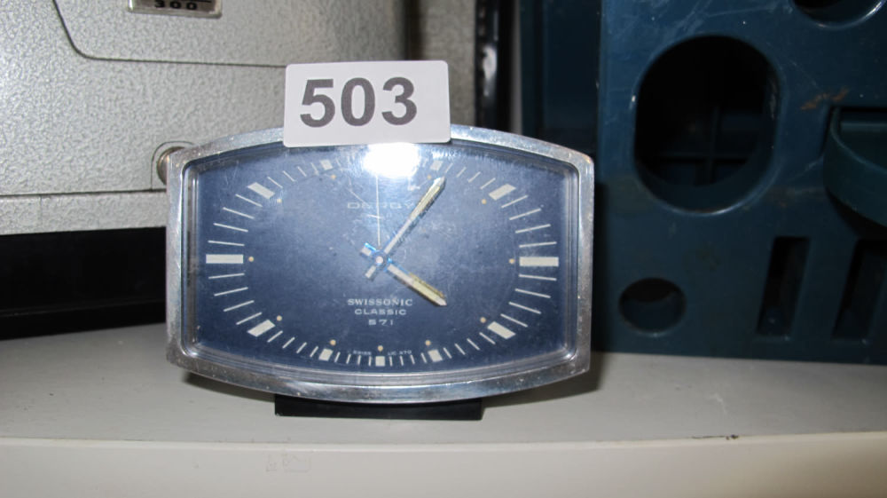 Lot 503: Vintage clock