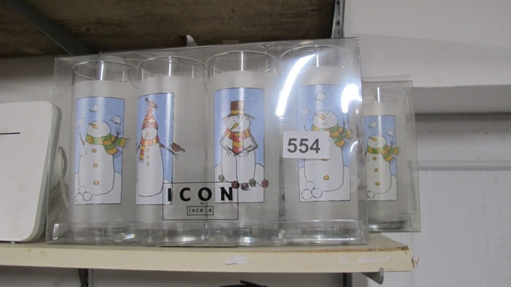 Lot 554: Snowman glasses
