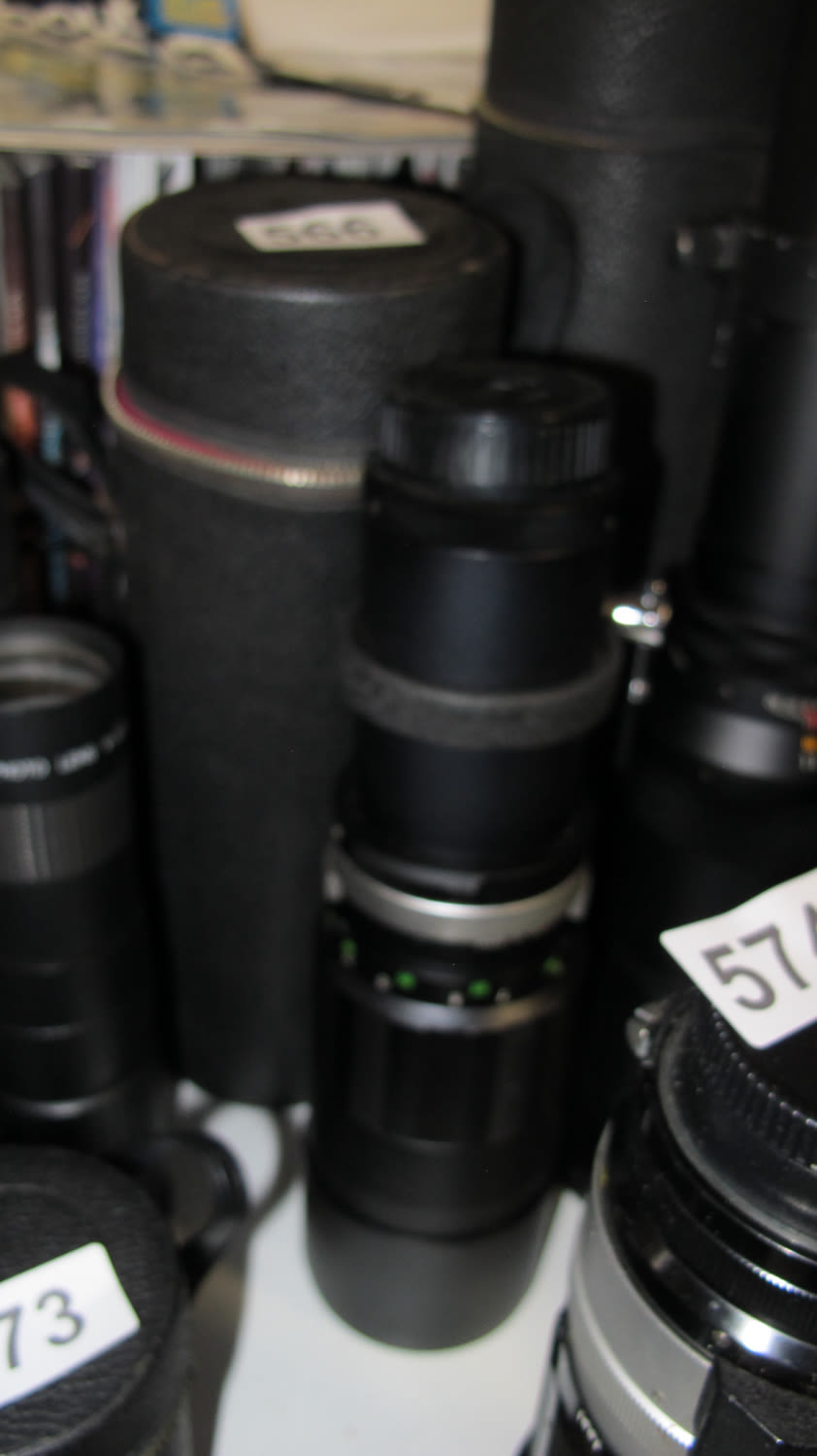 Lot 566: Hoya Soligor Camera lens, f-350mm