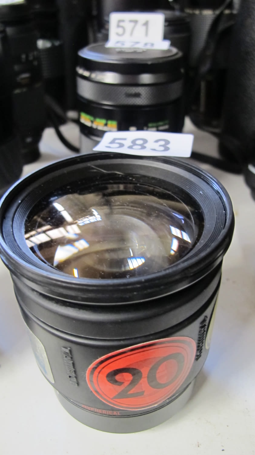 Lot 583: Tamron Camera lens, f 28-200mm