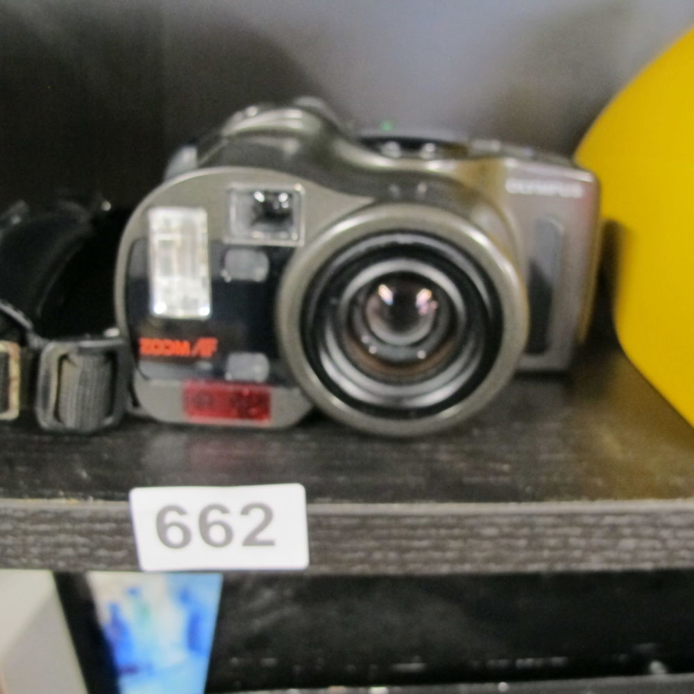 Lot 662: Camera