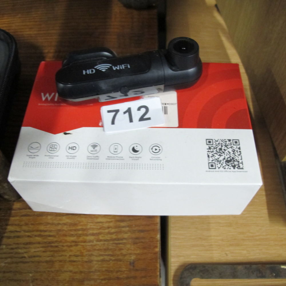 Lot 712: WiFi HD dashcam