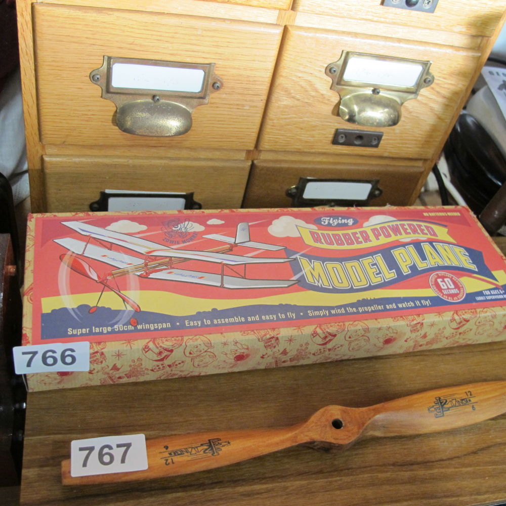 Lot 766: Model plane