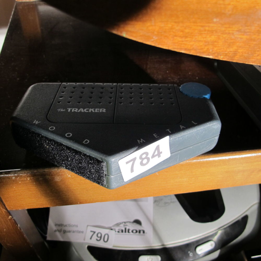 Lot 784: Stud detector