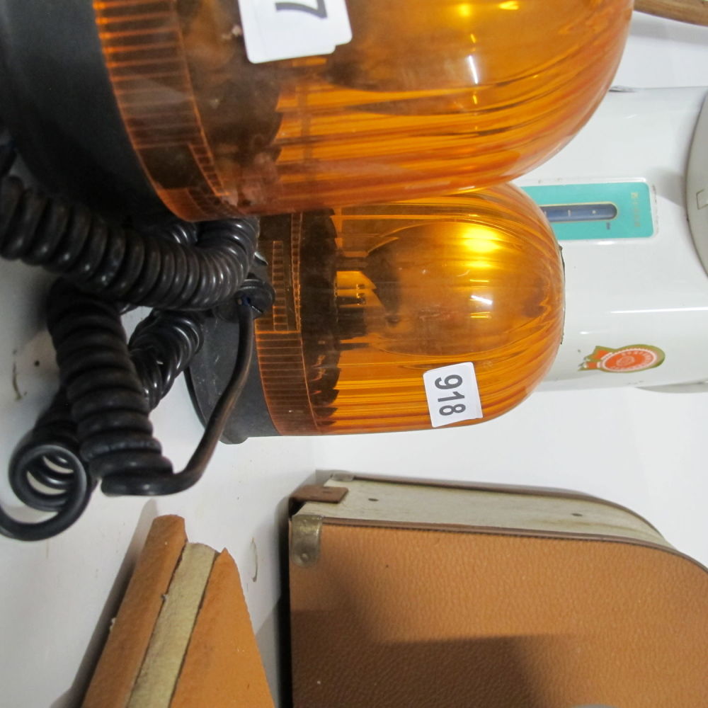 Lot 918: Warning beacon