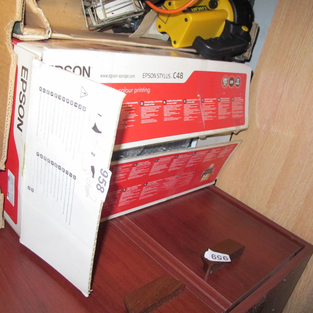 Lot 958: Epson printer