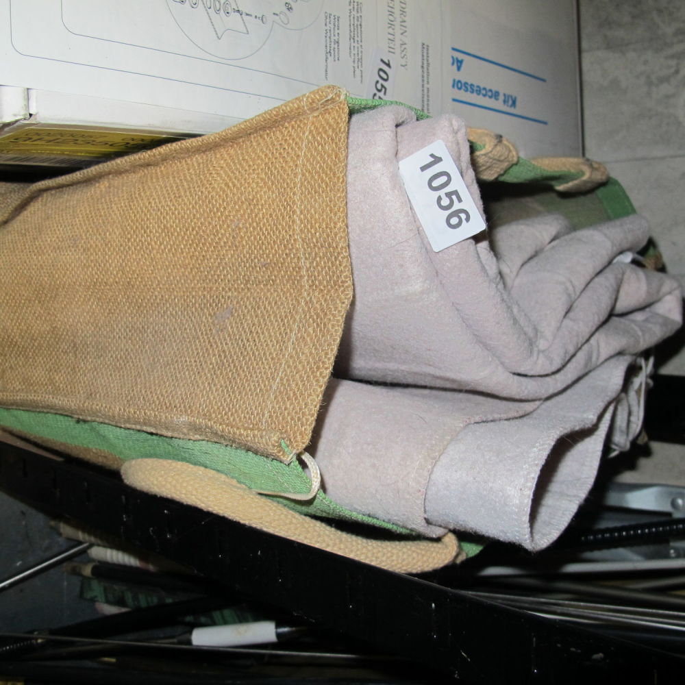 Lot 1056: Blanket