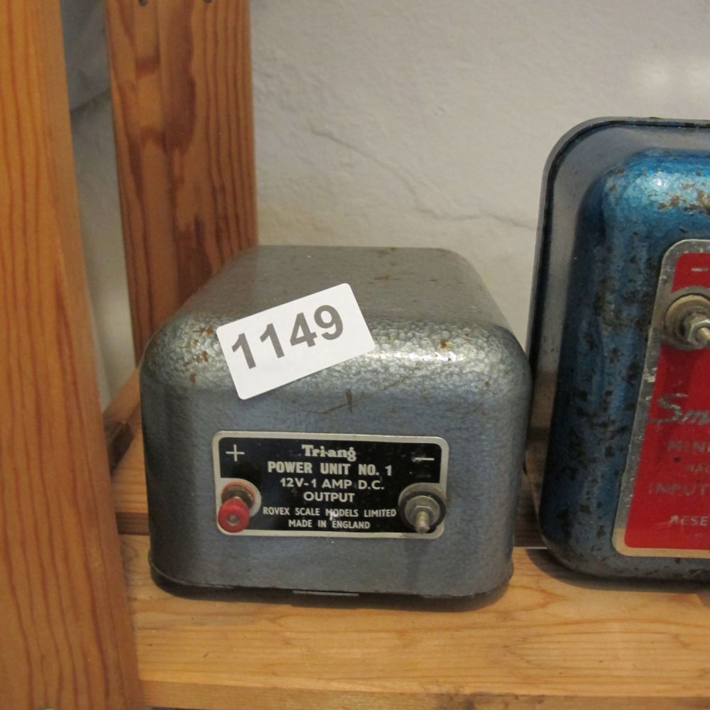 Lot 1149: Triang transformer