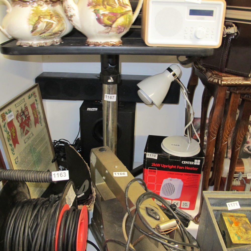 Lot 1167: Projector stand