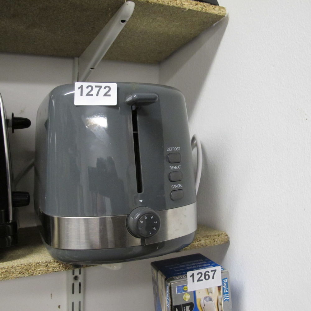 Lot 1272: Toaster