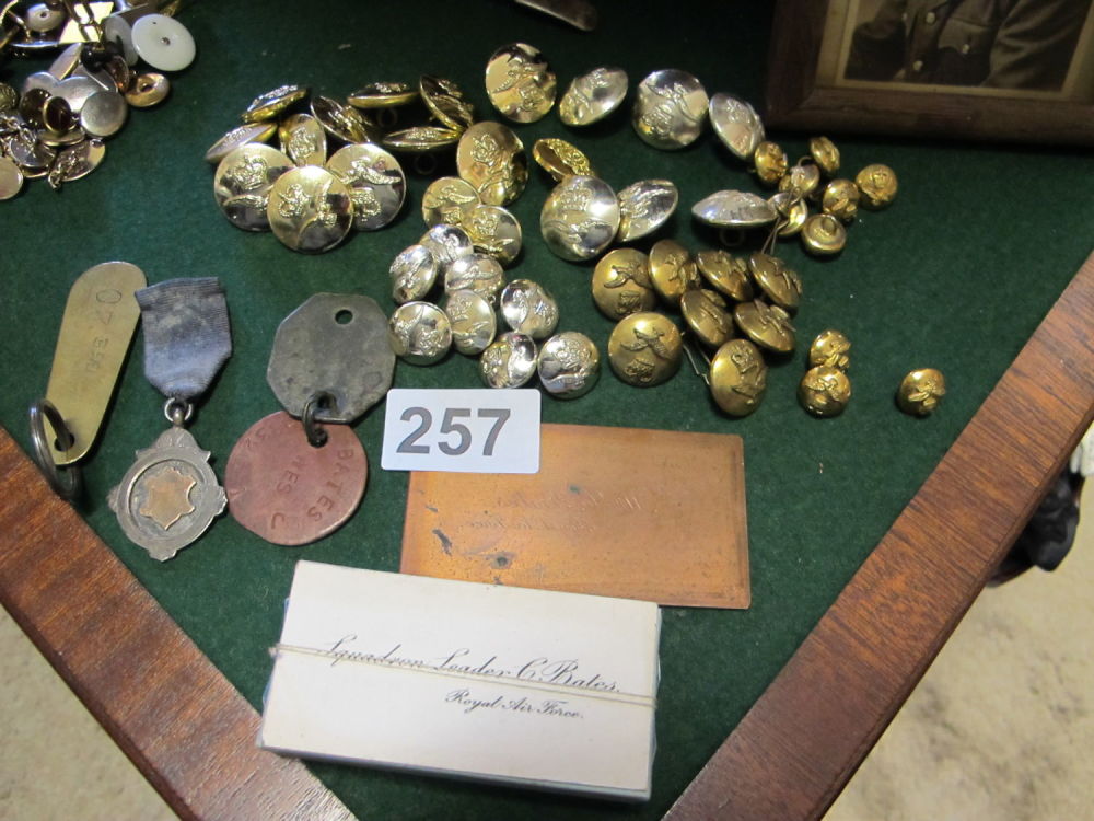 Lot 257: Military buttons and medals etc belonging to RAF...