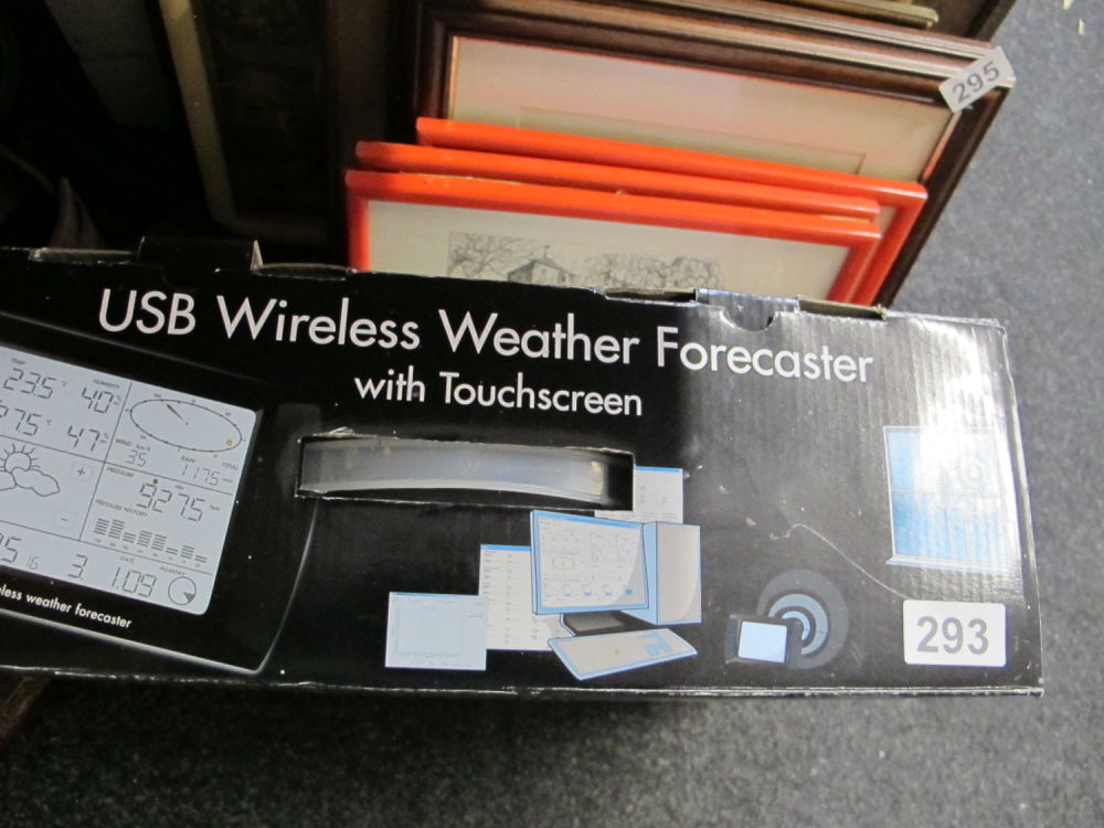 Lot 293: USB wireless weather forecaster Station RRP £130