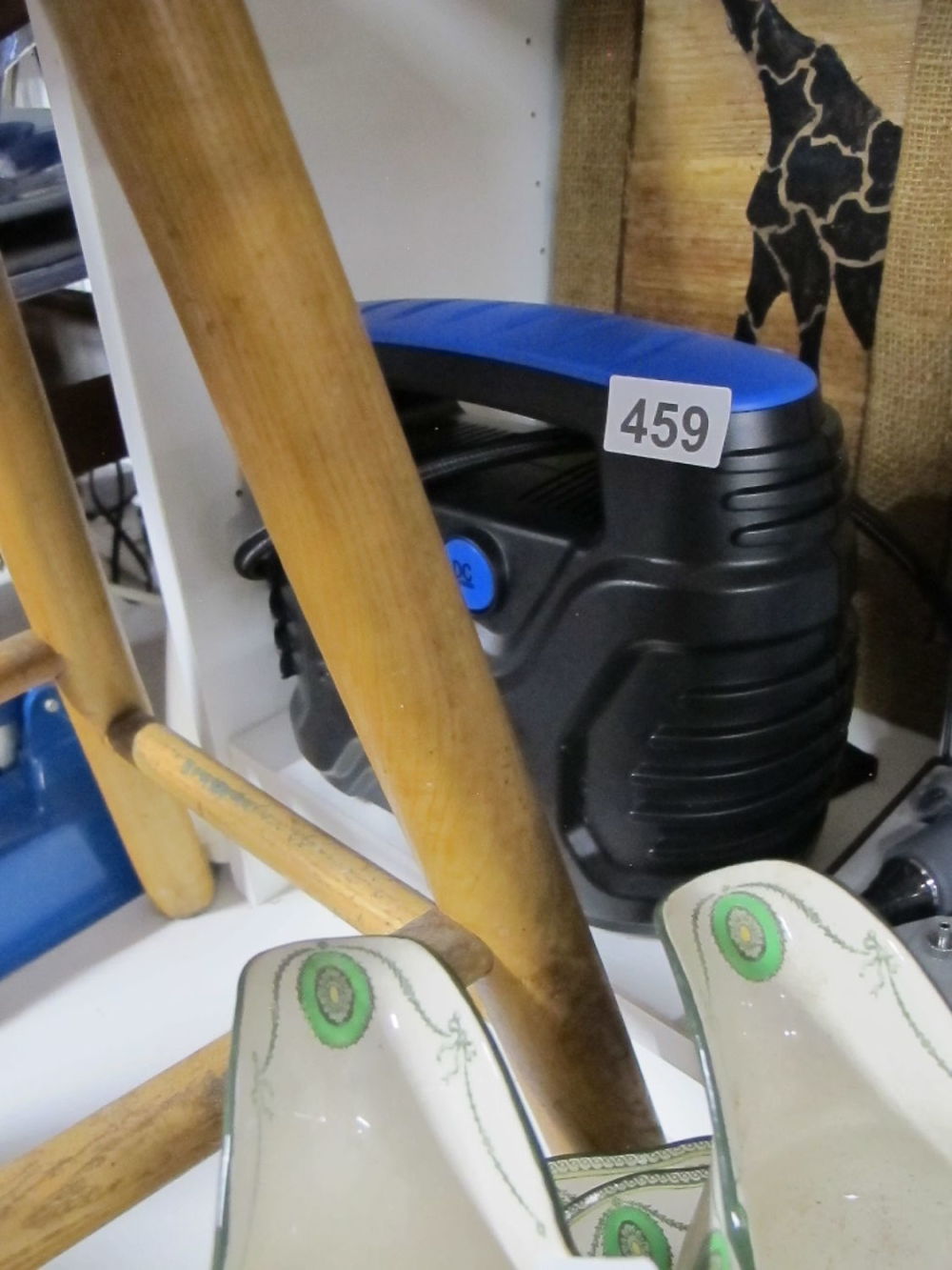 Lot 459: compressor
