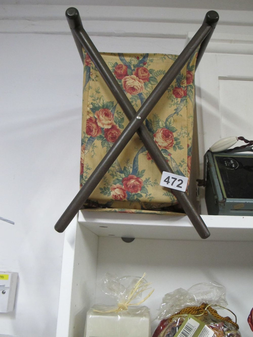 Lot 472: knitting bag