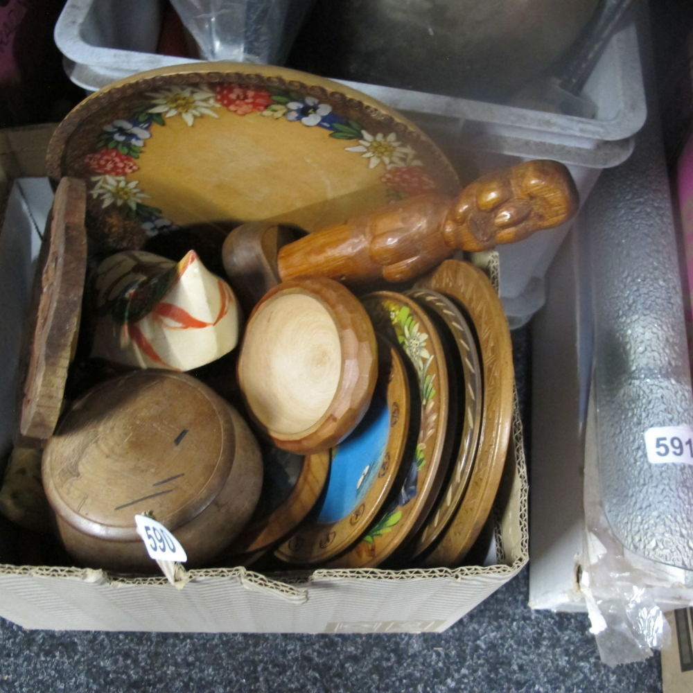 Lot 590: box of misc