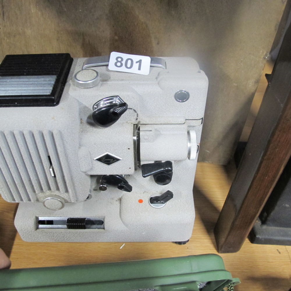 Lot 801: Cinep rojector