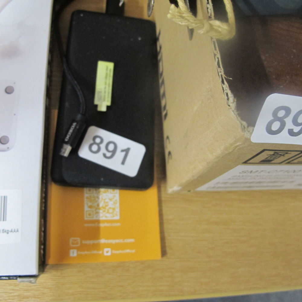Lot 891: External drive