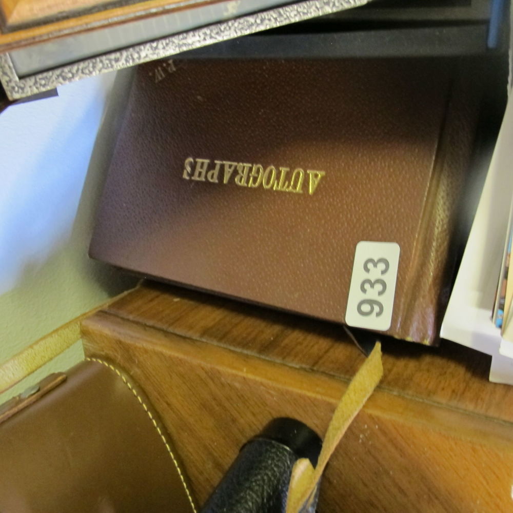 Lot 933: Autograph book