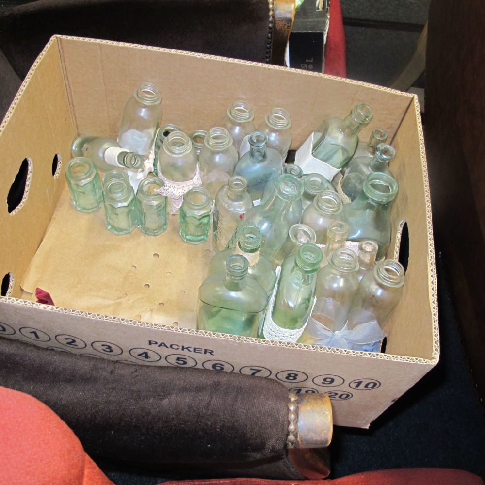 Lot 948: A quantity of vintage bottles