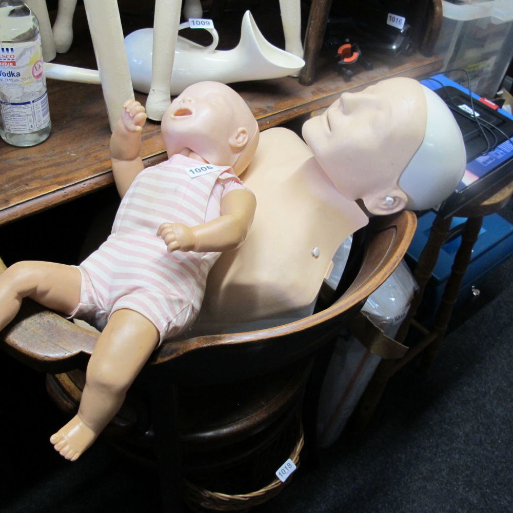 Lot 1006: Resuscitation training dolls