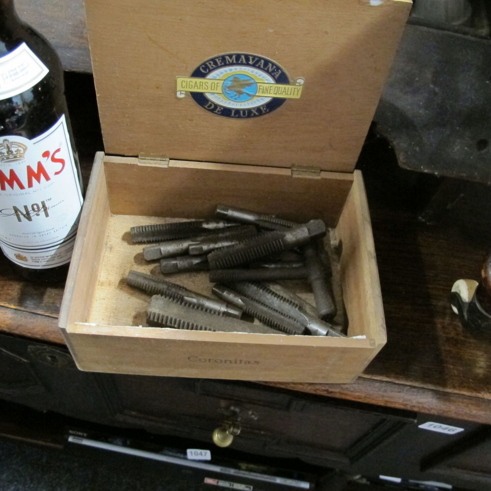Lot 1039: Cigar box of taps
