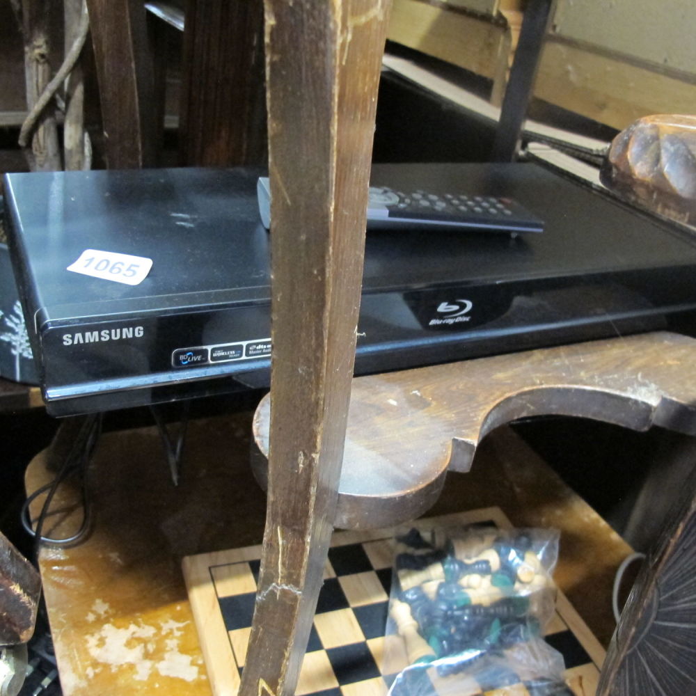 Lot 1065: Samsung bluray player