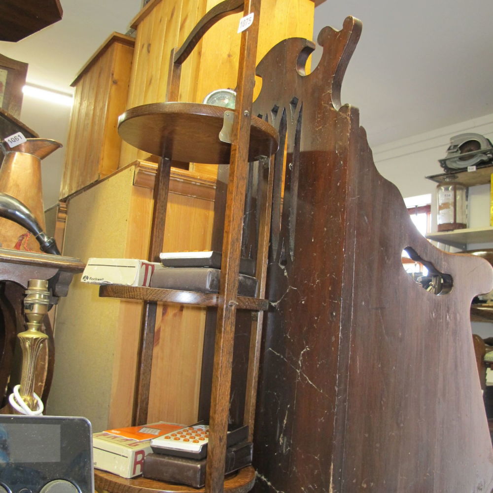 Lot 1075: Folding cake stand