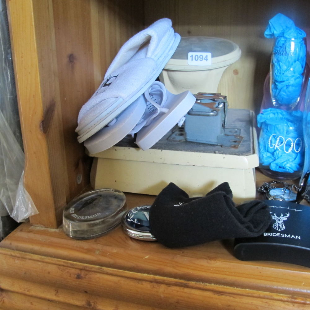 Lot 1094: Misc. wedding items