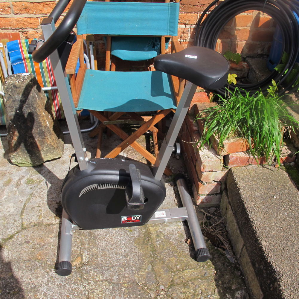 Lot 1117: Exercise bike