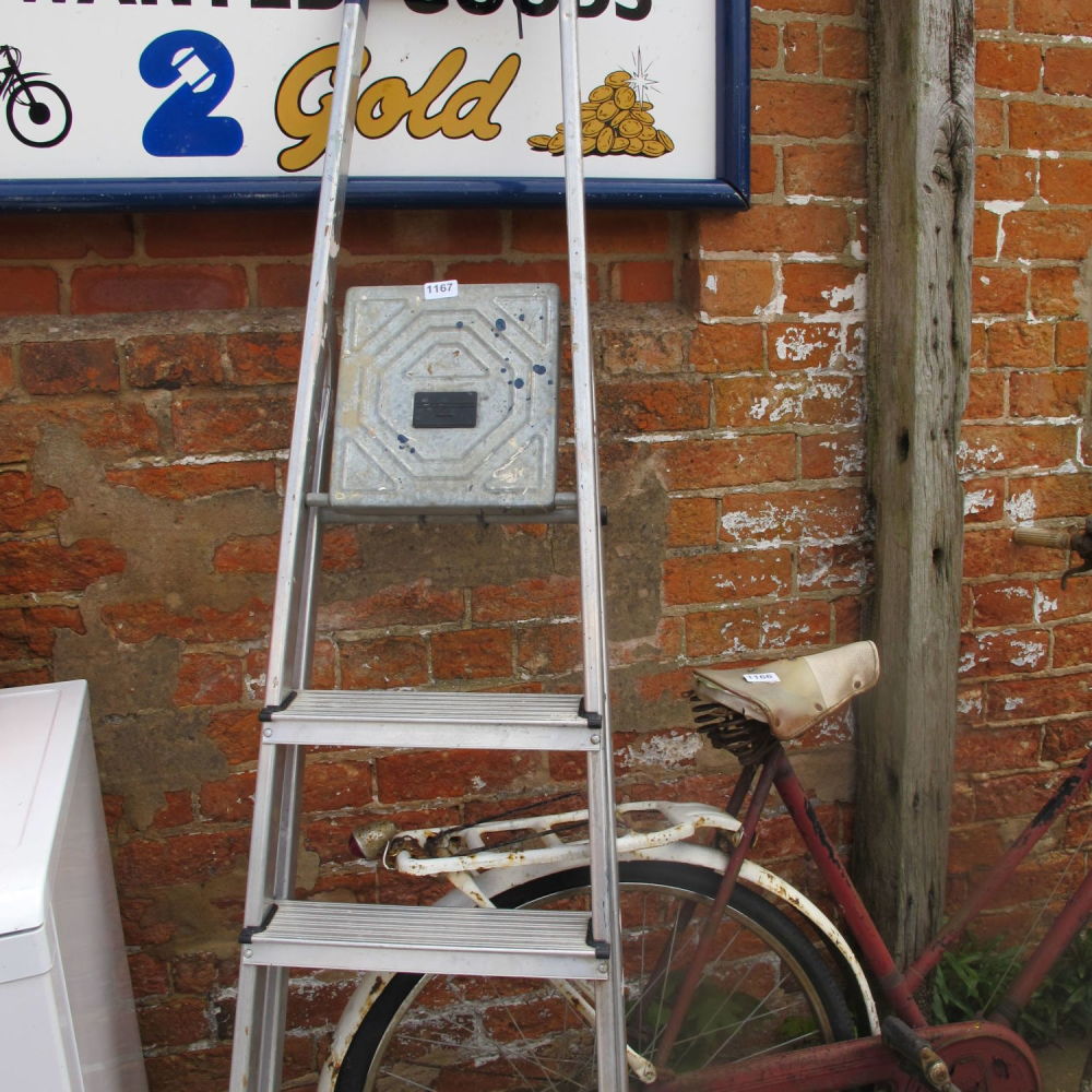 Lot 1167: Stepladder