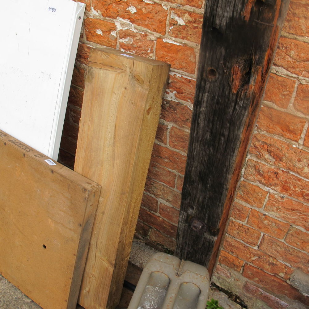 Lot 1178: Hunk of wood