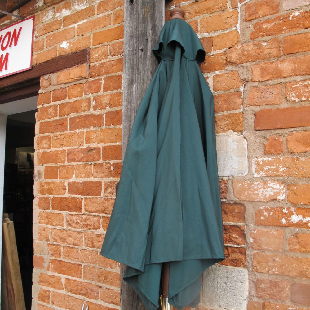 Lot 1193: Garden parasol