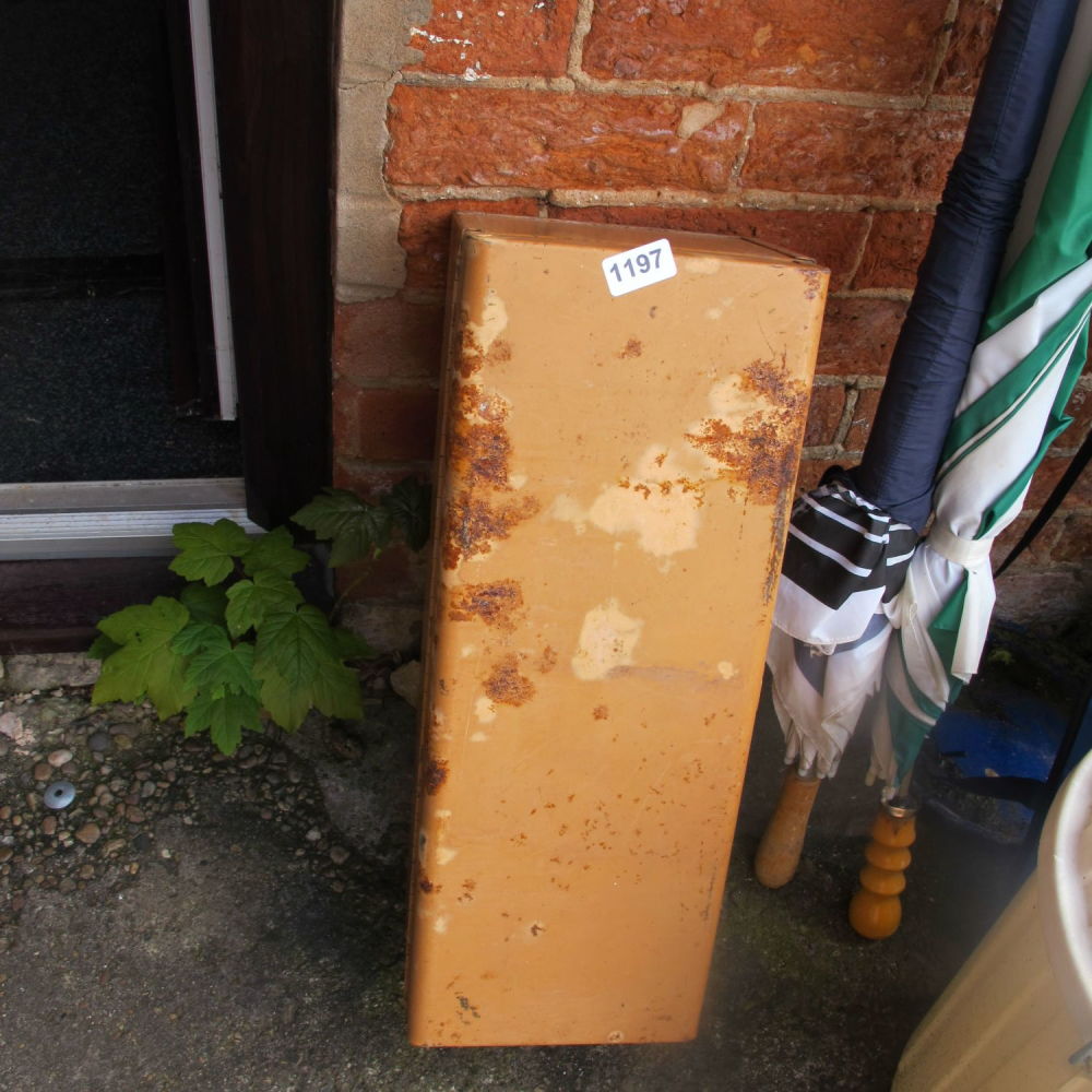Lot 1197: Metal storage box