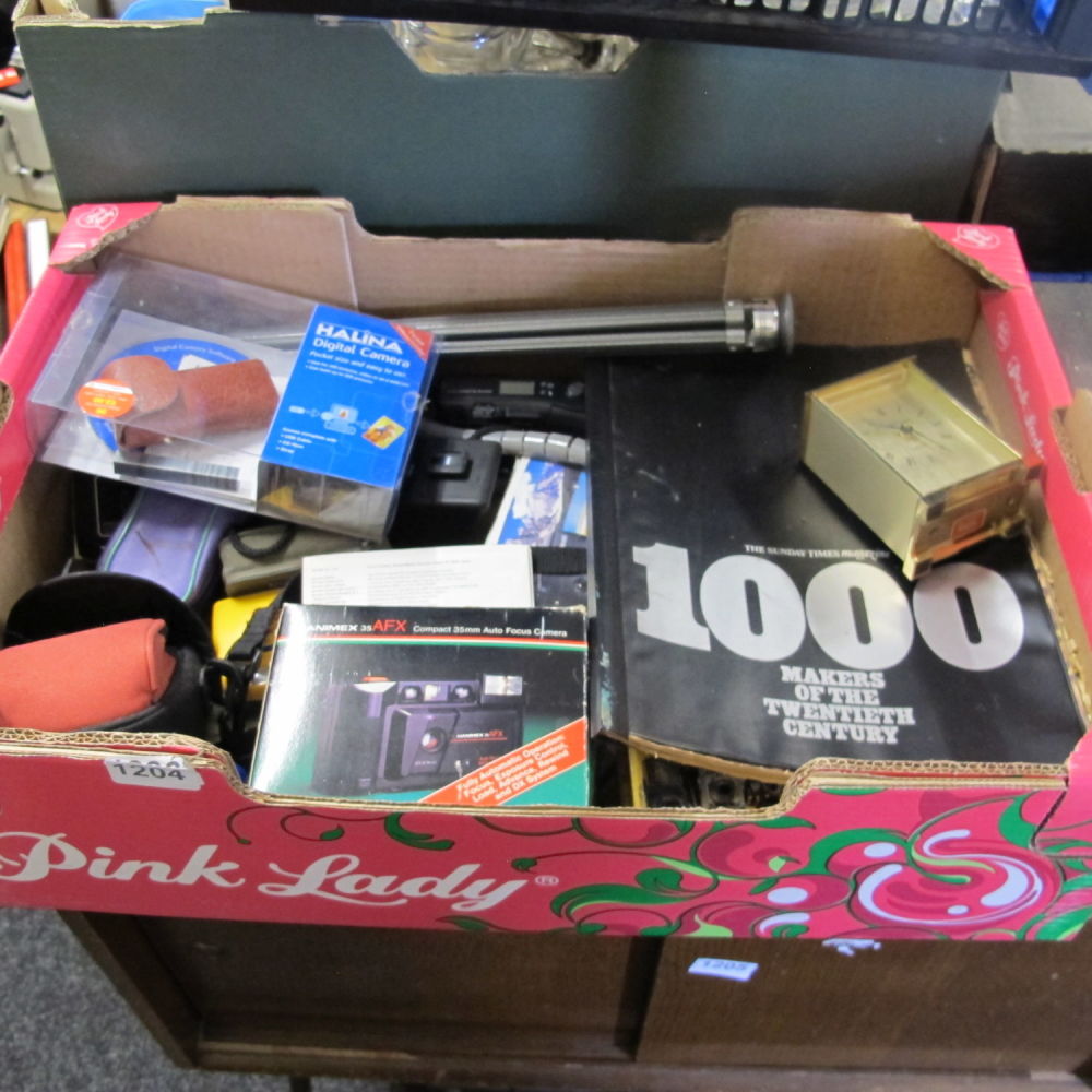 Lot 1204: Box of misc.