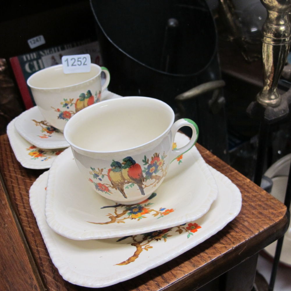 Lot 1252: 2 vintage trios