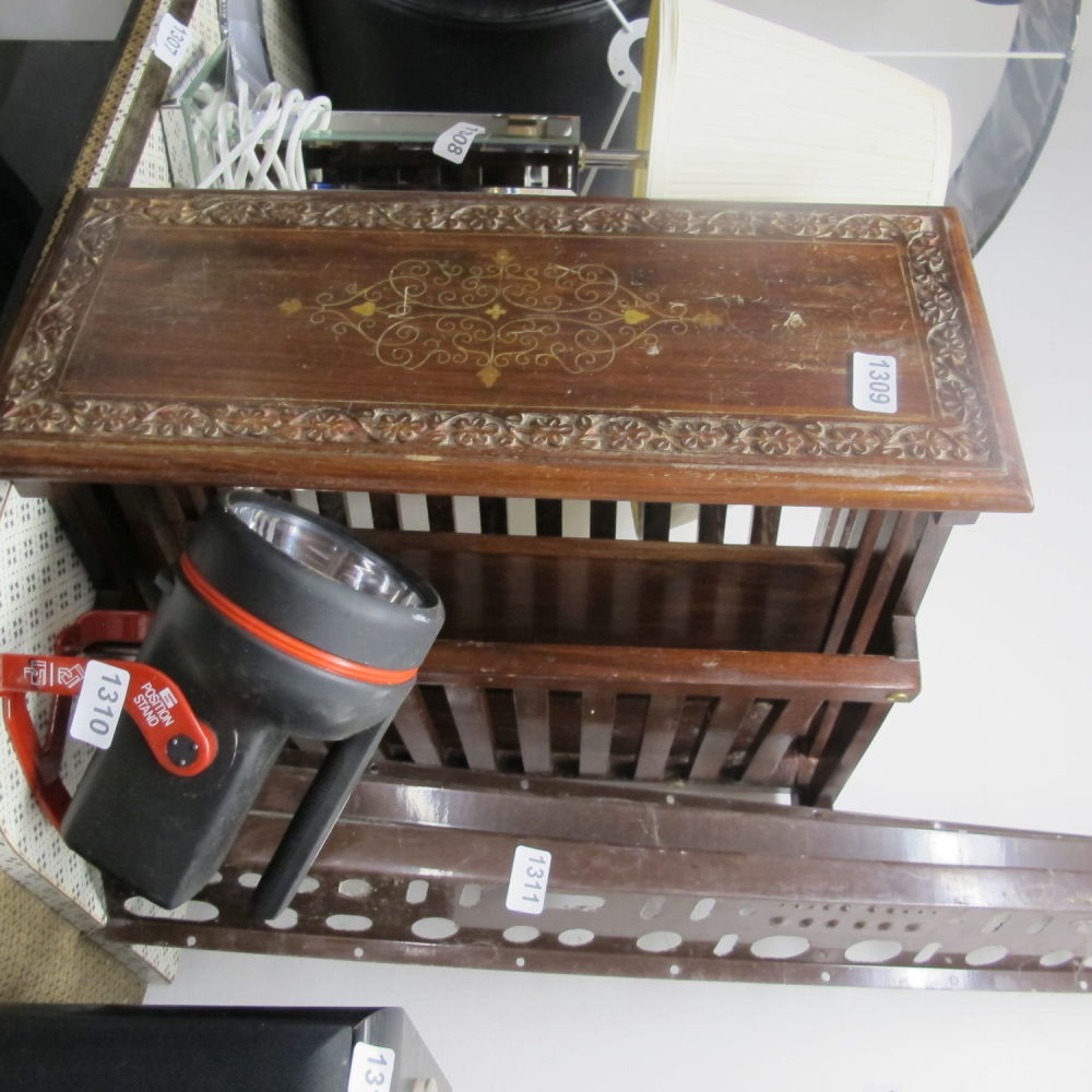 Lot 1309: Magazine rack