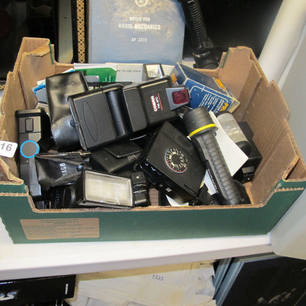 Lot 1316: Box of misc.