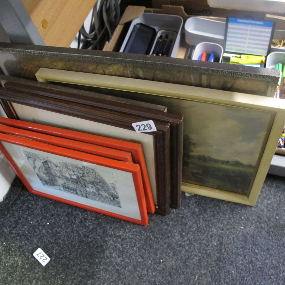 Lot 229: a collection of prints