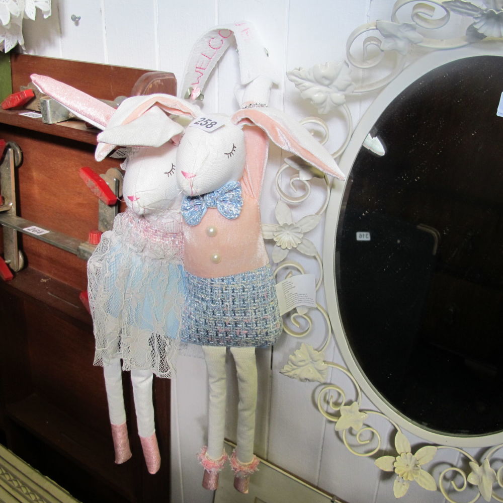 Lot 258: two bunnies door hanging friendly welcome 
