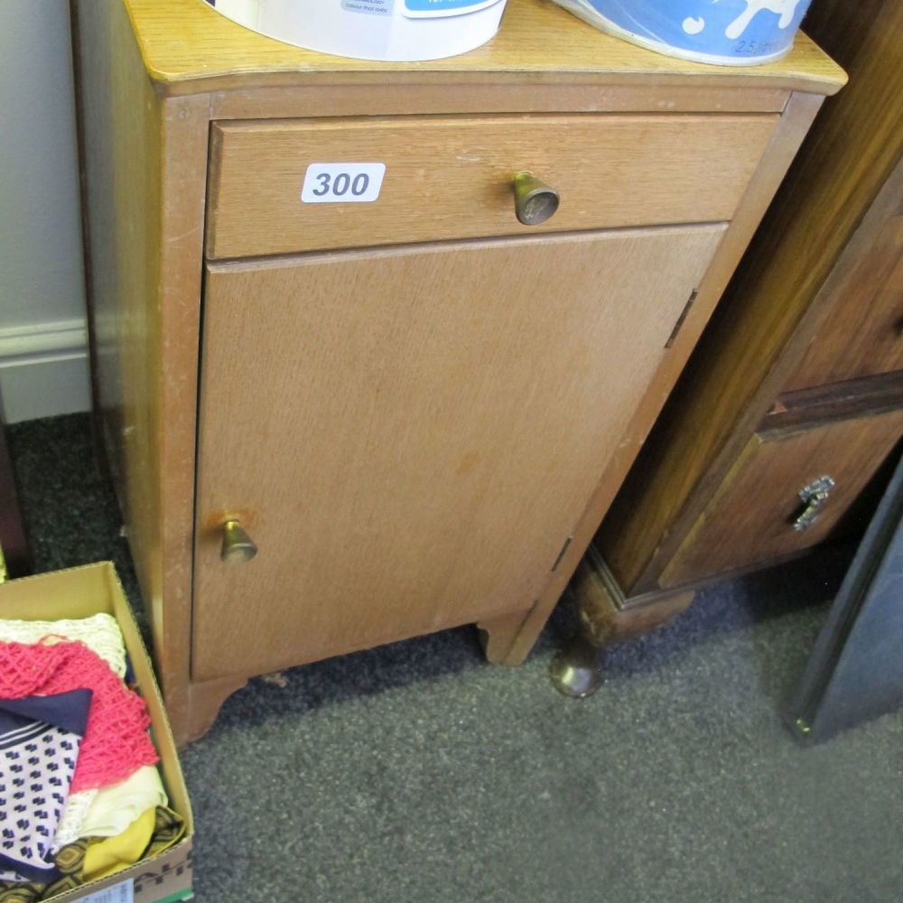 Lot 300: A single drawer vintage bedside cabinet