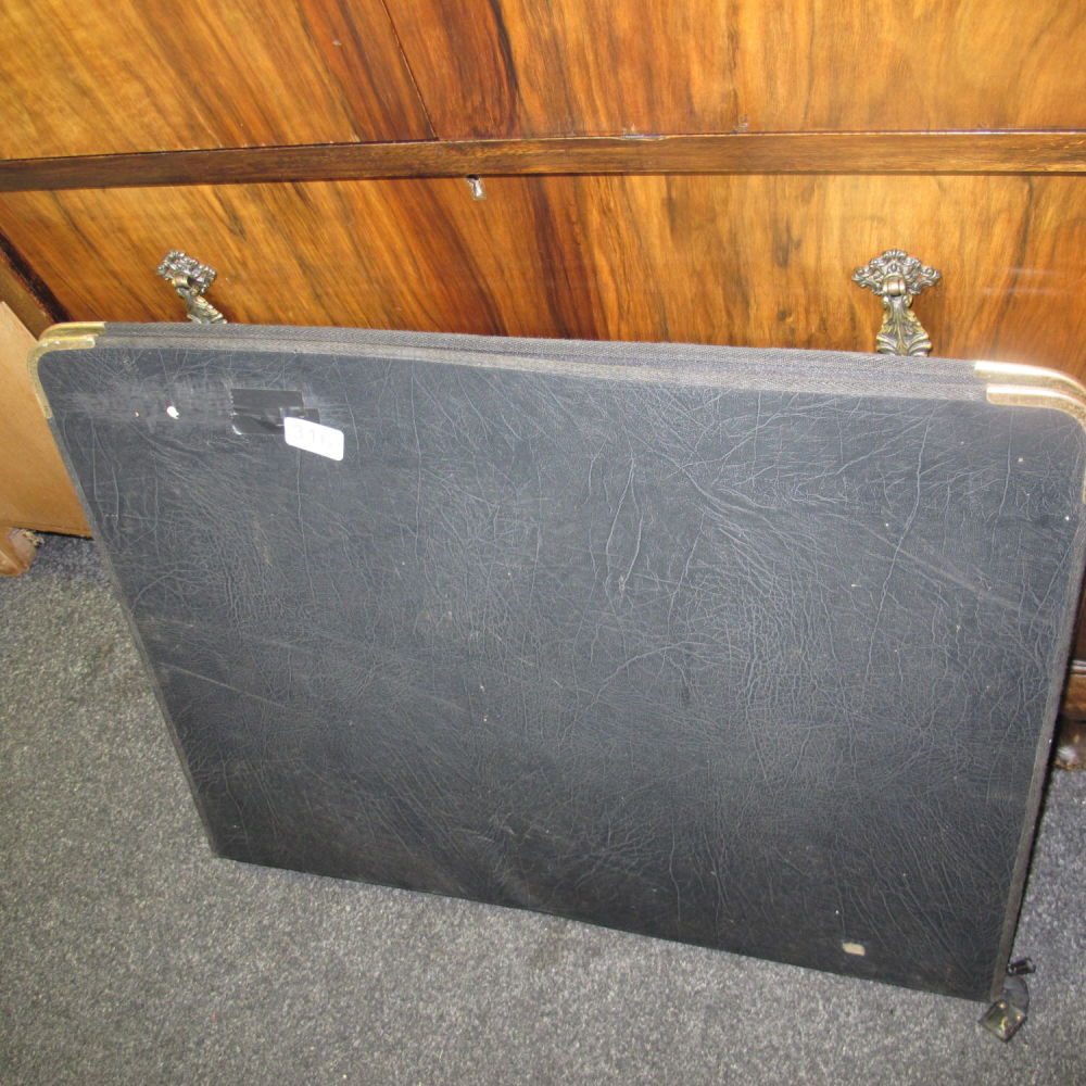 Lot 316: Large Art portfolio case