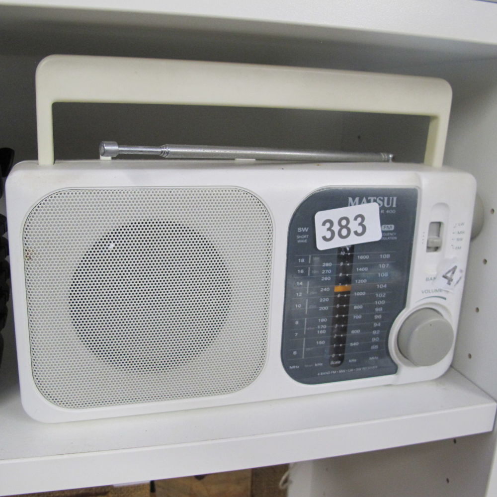 Lot 383: Matsui multi band radio
