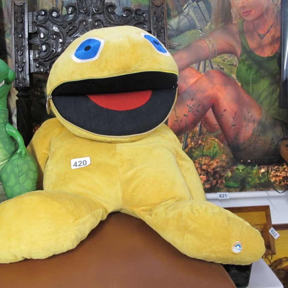 Lot 420: large cuddly Zippy from rainbow toy