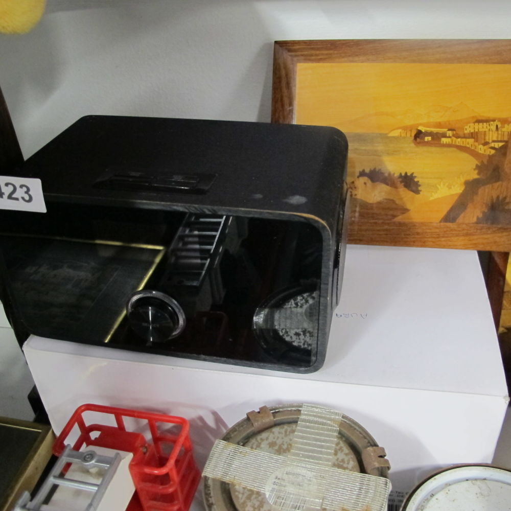 Lot 423: a top quality DAB radio
