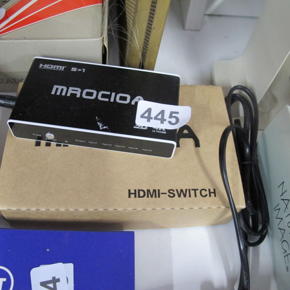 Lot 445: Hdmi Switch 3 in 1 out 4K 30hz...