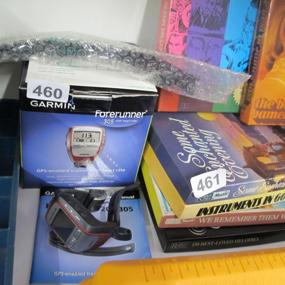 Lot 460: complete Garmin Forerunner 305 Heart Rate Monitor GPS...